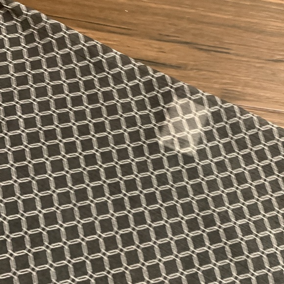 Banana Republic Blouse sz M Gray and Black Sheer - Picture 3 of 8